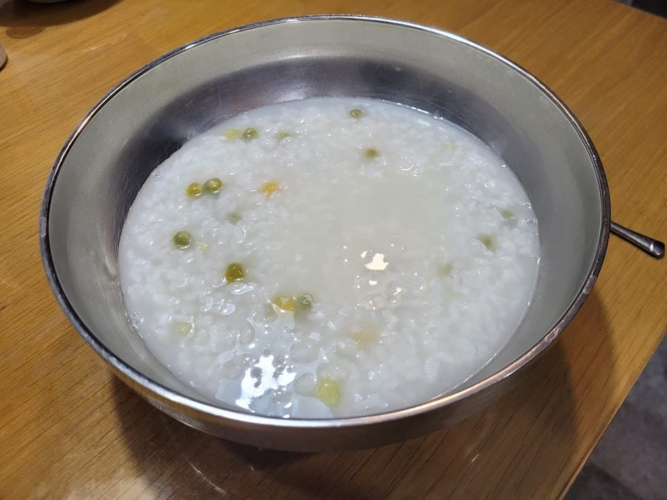 남은 밥으로 죽 끓이는 법: 흰죽 기본부터 계란죽·야채죽까지 (10분 완성) 42