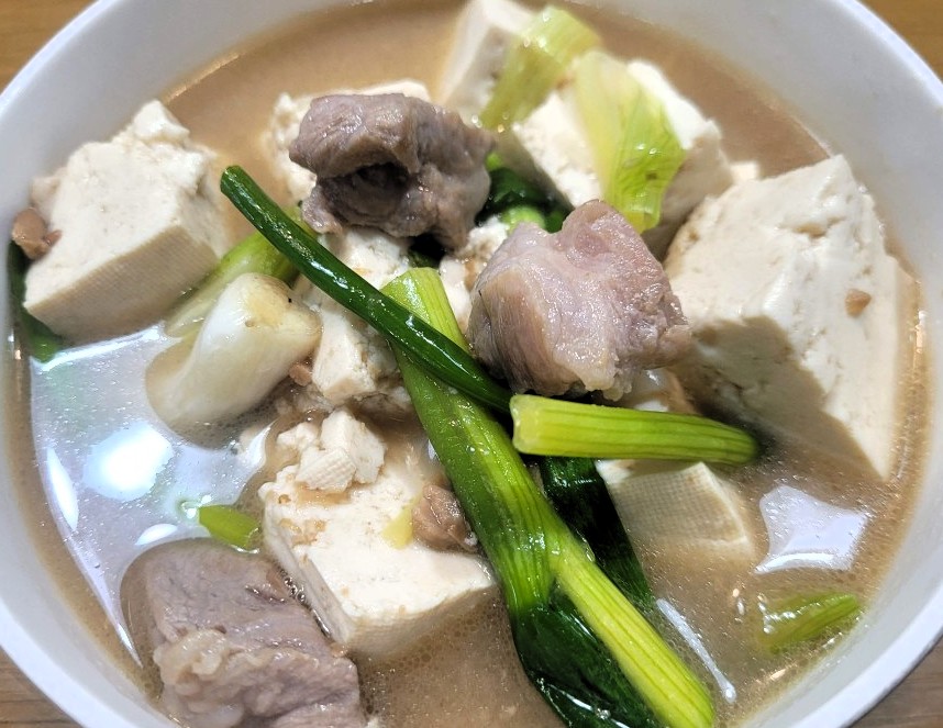 된장찌개 끓이는 법｜돼지고기와 두부 한 모 넣고 멸치액젓으로 깊은 국물 만들기 5