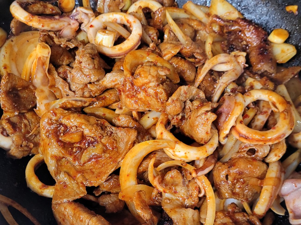 오삼불고기 만드는 법｜삼겹살 대신 앞다리살로 불맛 살려 볶아봤습니다