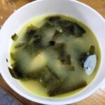 참치 미역국 끓이는 법｜참치캔 하나로 간단하게 깊은 국물 내는 방법