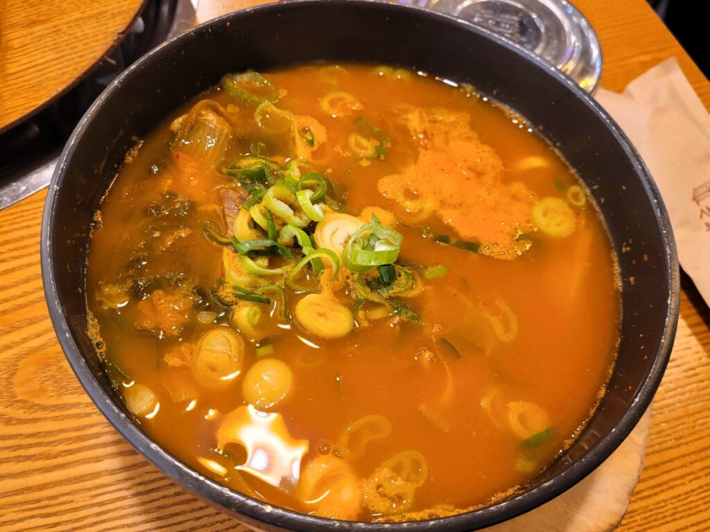 우거지와 갈비가 들어간 코엑스몰 사리원 우거지갈비탕
