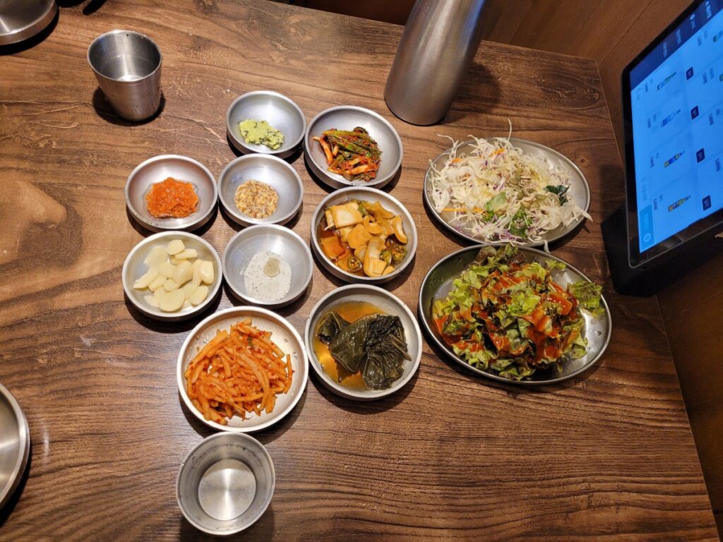 경성고기꾼 기본 반찬