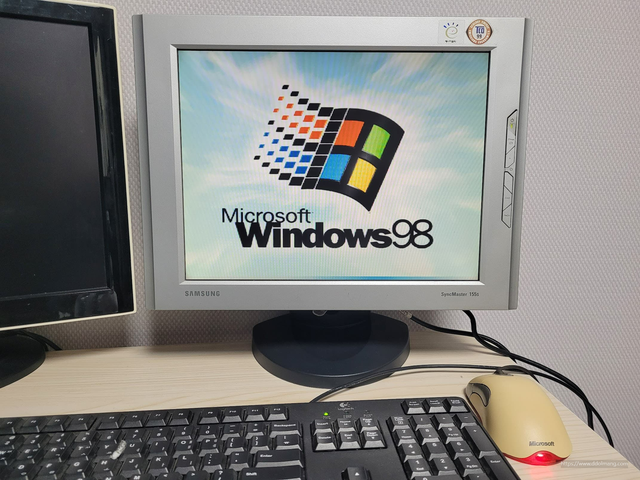 삼성 SyncMaster 155s CRT 모니터, 윈도우 98 부팅 화면, 마이크로소프트 마우스