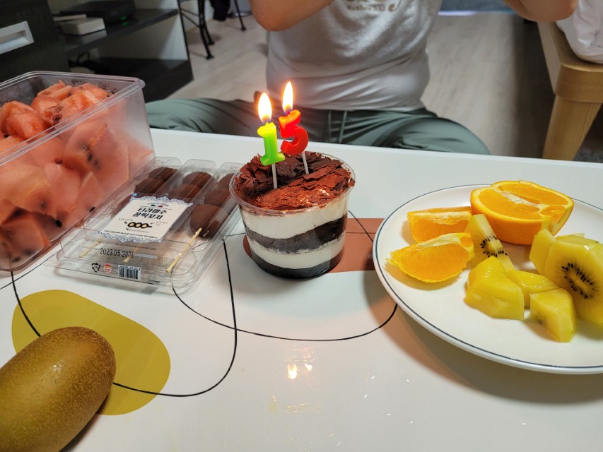 15 초 밝힌 초코 디저트 컵, 수박, 오렌지, 키위