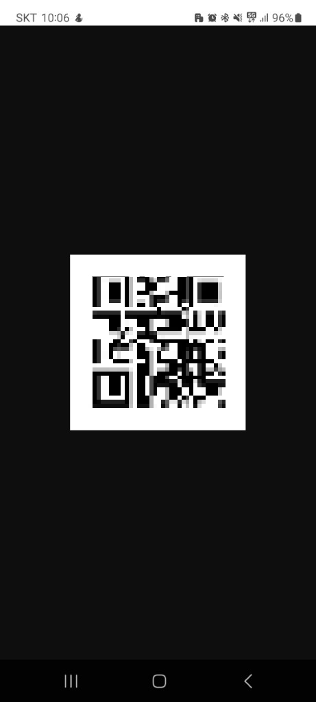 모바일 기기 화면 흑백 QR 코드 인식 준비 완료